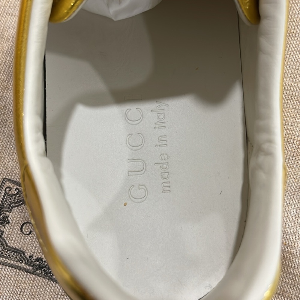 GUCCI - Picture 8 of 12